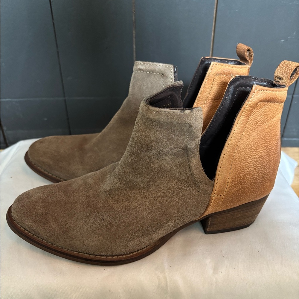 Diba Brown and Tan Leather Ankle Boots